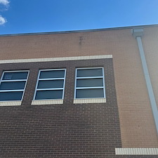 Brandon-High-School-Exterior-Soft-Washing-Professional-School-Cleaning-in-Mississippi 3