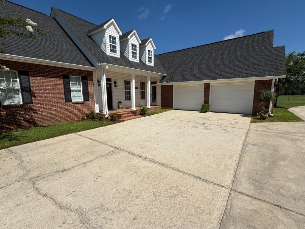 House Washing and Driveway Surface Cleaning in Sebastopol, MS